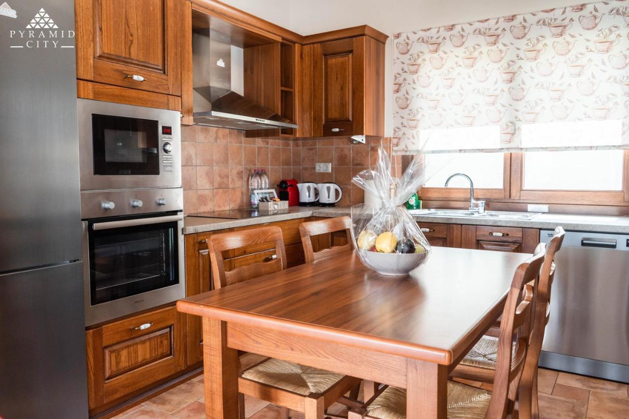 Luxury Villa Hera - Beachfront Roda  Exterior foto